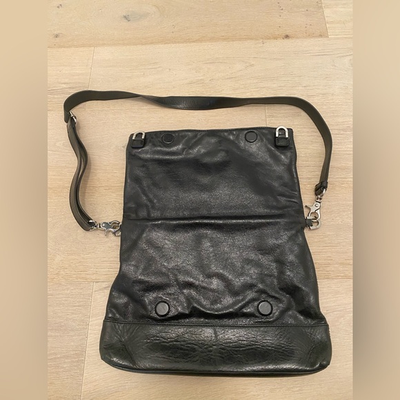 Tory Burch Black Crossbody Purse with Silver Hardware. Convertible Straps - Picture 4 of 15